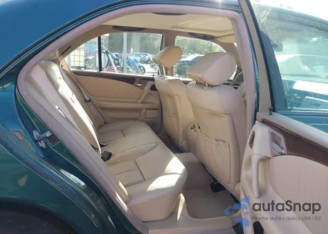 1998 Mercedes-Benz E 320 из США, поврежденный, VIN WDBJF65F6WA676179